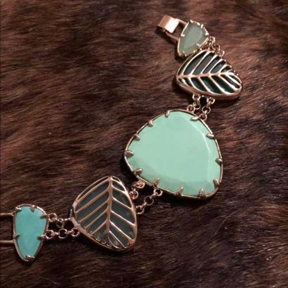 Kendra Scott Statement Bracelet- ❤️Retired❤️ - Picture 2 of 6